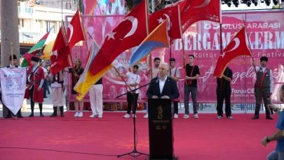 Atatürk'ün mirası Bergama kermesi 59. kez coşkuyla gerçekleşti