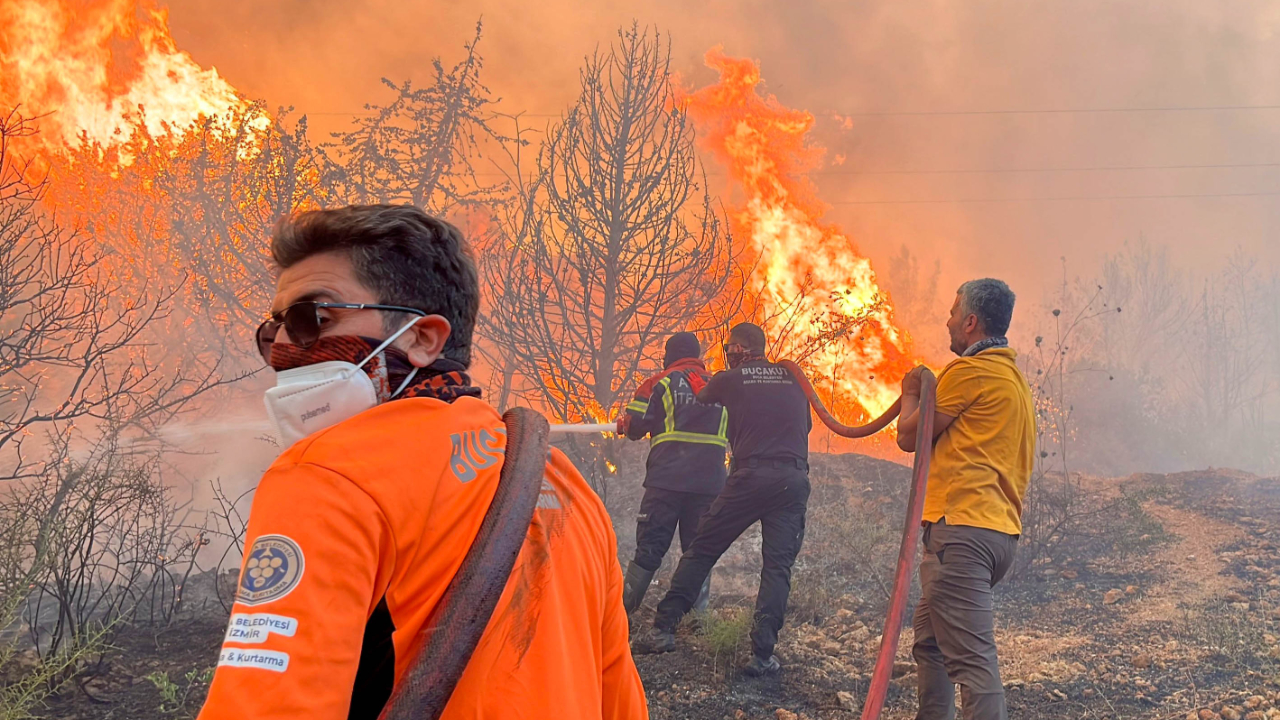 BUCAKUT yangınlarla mücadelede etkin rol alıyor