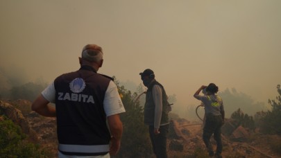 Çeşme’de yangınla mücadele 2. gününde devam ediyor
