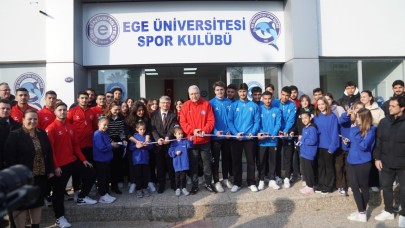 Egeli genç ragbicilerden İzmir’de çifte şampiyonluk
