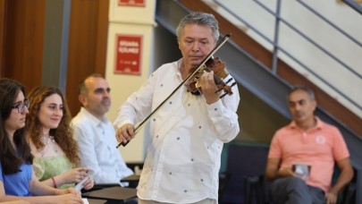 Büyükşehir’in yazarlık atölyesi “Anlatılmayan Öyküler” kitabıyla ilk meyvesini verdi