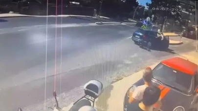 Beylikdüzü'nde skuter otomobile çarptı