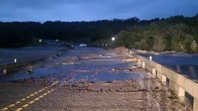 Texas’ta etkili olan selde hayatını kaybedenlerin sayısı 82’ye yükseldi