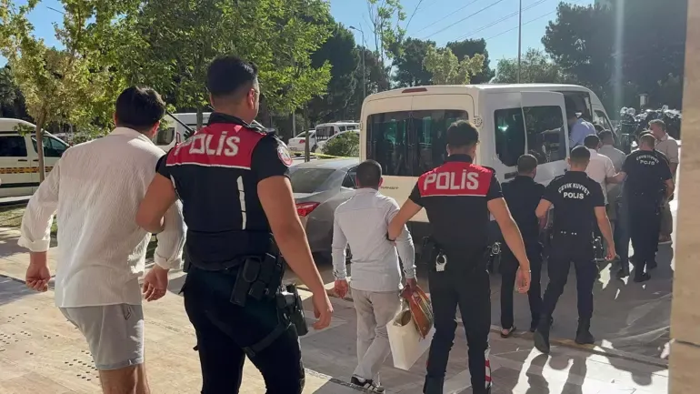 Manisa'da 1 kişinin öldüğü emlak ofisindeki silahlı kavga