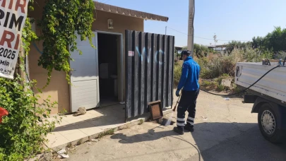 İzmir Büyükşehir Belediyesi 30 ilçede 27 ekiple görev başında