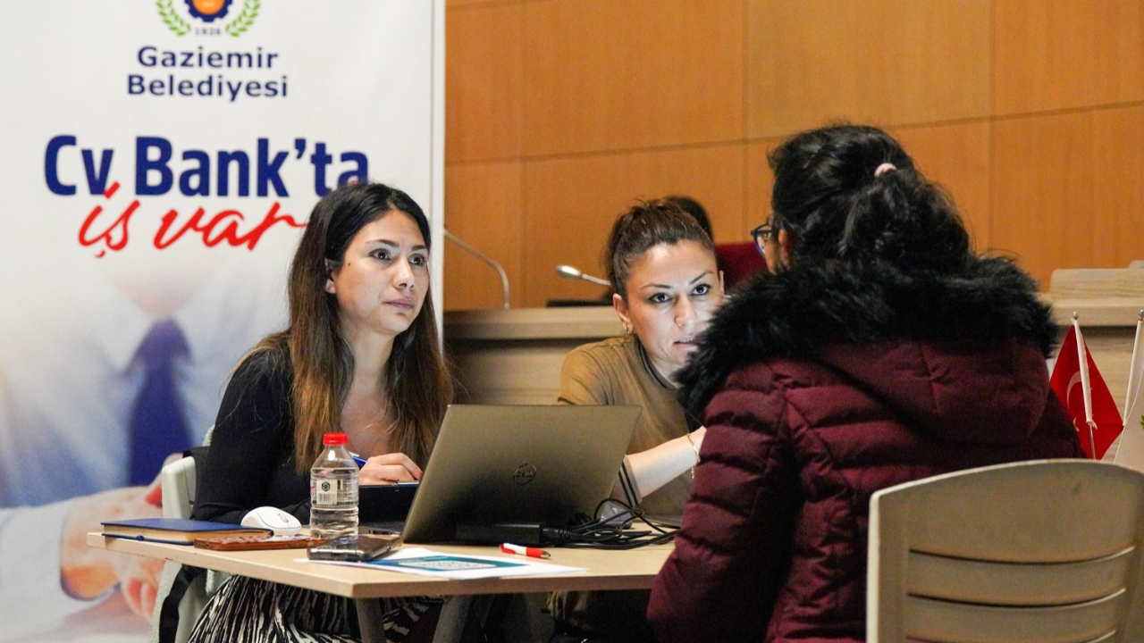CV Bank, altı ayda 500 kişiyi iş sahibi yaptı