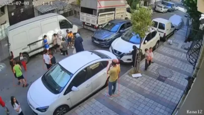 Sultangazi'de yola fırlayan çocuğa otomobil çarptı