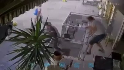 Küçükçekmece'de borçlusunu gördü, silah kabzesiyle başına vurup telefonunu çaldı