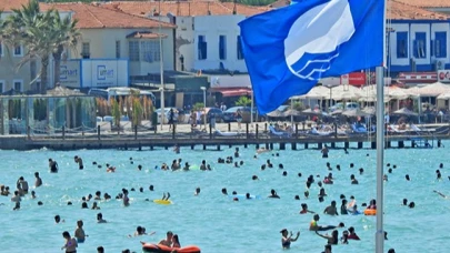 Çeşme’de 14 plaj ve 2 marinada Mavi Bayrak dalgalanacak