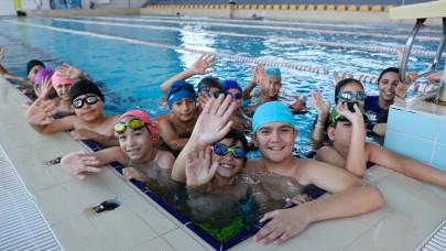 Buca’nın serinleten kurslarına yoğun ilgi
