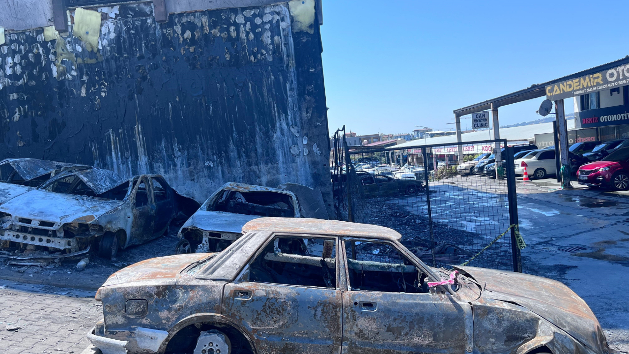 Yangından etkilenen Otokent, enkaz halde yardım bekliyor