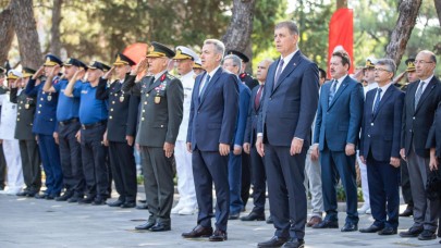 Başkan Tugay 15 Temmuz şehitlerini andı