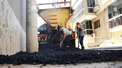 Yollar yenileniyor, Karşıyaka güzelleşiyor