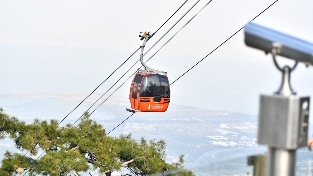 Teleferik yenilendi, İzmirlileri bekliyor