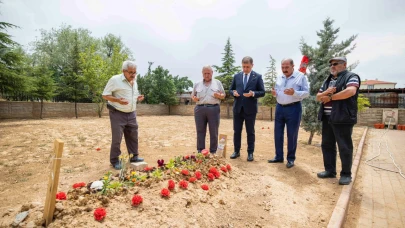 Başkan Tugay yangın şehidi İbrahim Demir’in ailesini ziyaret etti