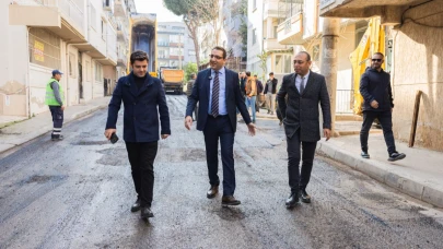 Balçova’da asfalt ve kaldırım çalışmaları aralıksız sürüyor