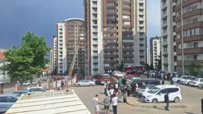 Ankara'da 14 katlı binada yangın; mahsur kalan anne ve oğlu kurtarıldı