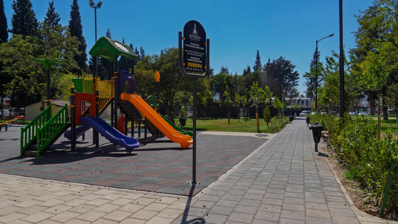 Fırat Yılmaz Çakıroğlu Parkı küllerinden doğdu