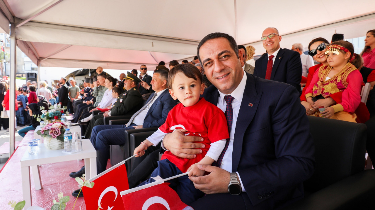 Minik hemşehrilerin ilk hediyesi Narlıdere Belediyesi'nden