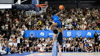 BHS smaç gösterisi İzmir'de basketbol şöleni yaşattı