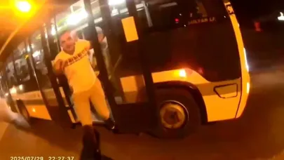 Bursa’da otobüs şoförü ile motosiklet sürücüsü arasında yol verme tartışması
