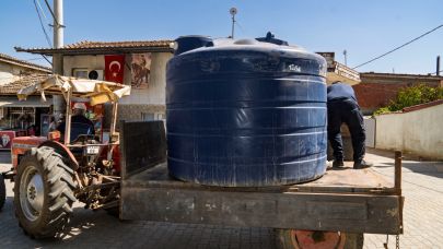 Büyükşehir yanan köylere can suyu oluyor