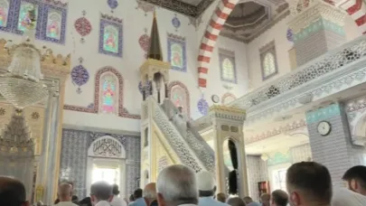 Genç hafızın Ayasofya hayali: İlk Cuma namazını Saray Camisi’nde kıldırdı