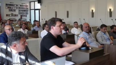 CHP’li Başkan'dan, AK Partili meclis üyesine saldırı