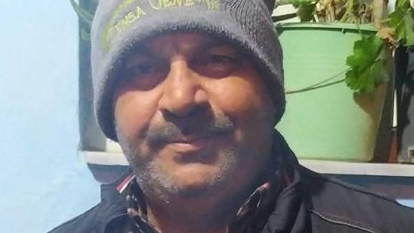 Domuz sürüsüne çarpan motosiklet sürücüsü yaşamını yitirdi