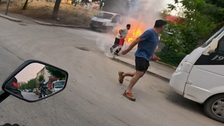 Tofaş’ın alev alev yandığı anlar kask kamerasında