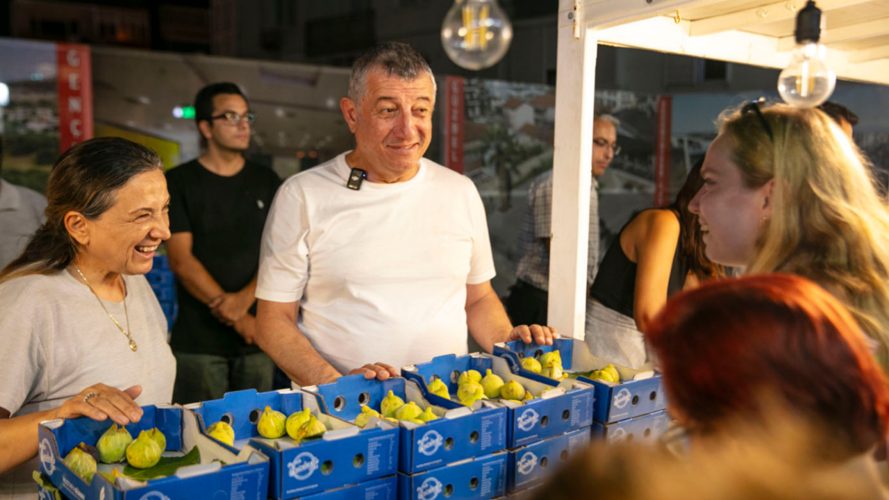 Güzelbahçe'de hem üreticiye hem tüketiciye destek