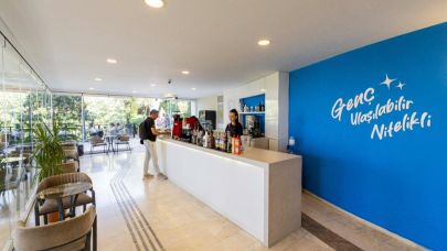 Şato’nun terasları İzmirliler için sosyal yaşam alanına dönüştü