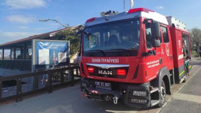 İzmir İtfaiyesi'nden depremin merkez üssü Sındırgı'ya destek