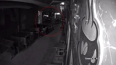 İzmir'de gazete binasına silahlı saldırı