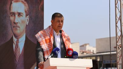 Urla Bağ Bozumu Şenlği'nde alkış krizi