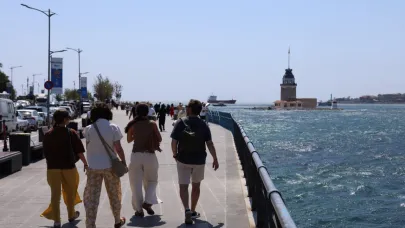İstanbul’da kuvvetli rüzgar etkisini sürdürüyor