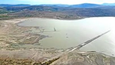 İzmir'in iki aylık suyu kaldı