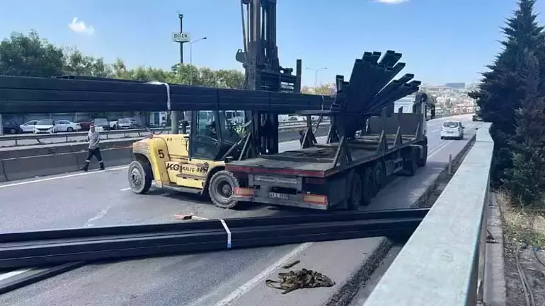 Dilovası'nda TIR’daki profiller yola düştü