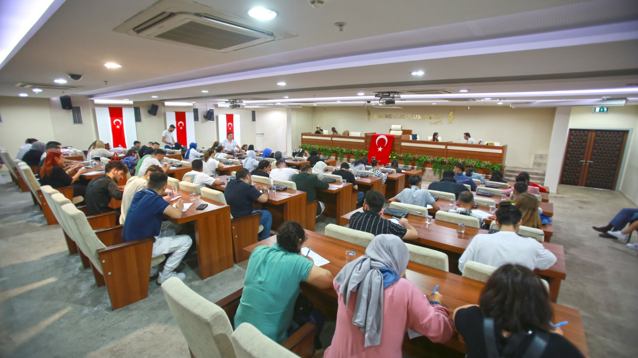 Karabağlar Belediyesi BİO 15 Ayda 1418 Kişiye İş Sağladı