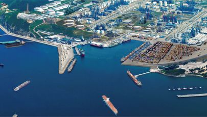 Aliağa Limanları Net Tonda ve Yük Hareketinde Türkiye Lideri