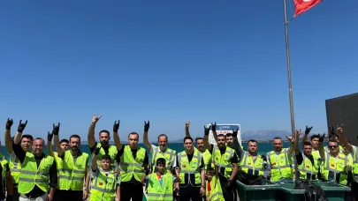Sahillerde İzmir Ülkü Ocakları’ndan Eş Zamanlı Çalışma