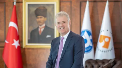 Zirveye ‘İzmir Ekonomi’ imzası
