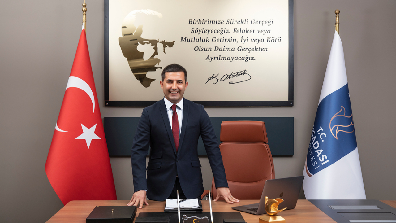 Plajlar ücretsiz olacak dedi, sağ gösterdi sol vurdu