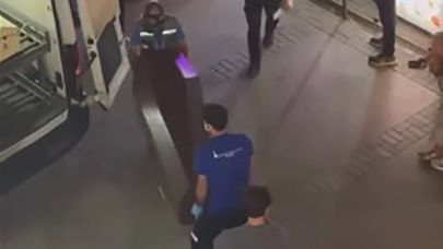 Apartman boşluğunda çürümeye başlamış cesedi bulundu