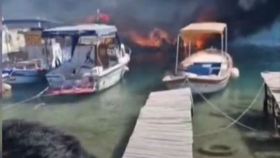 Marinada yanan 5 tekne kullanılamaz hale geldi