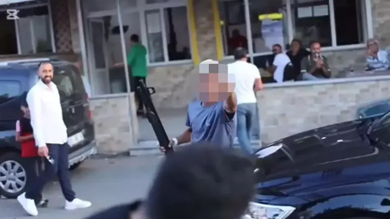 Sokak röportajı sırasında ateş açan şüpheli tutuklandı