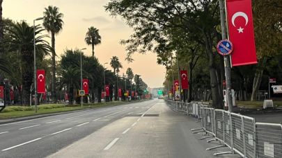 İstanbul’da 30 Ağustos Zafer Bayramı kutlamaları nedeniyle Vatan Caddesi trafiğe kapatıldı