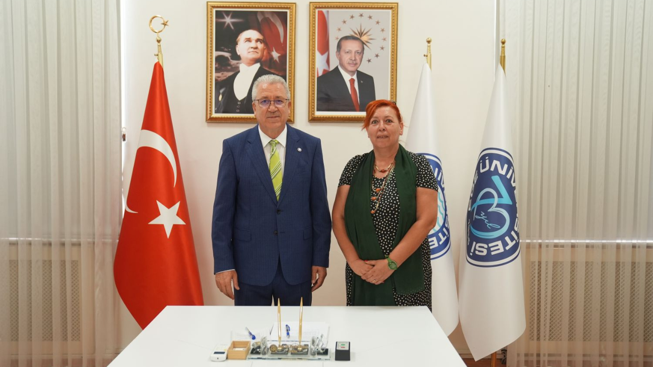 EÜ’den Osmanlı edebiyatını dijital teknolojilerle buluşturan yenilikçi proje