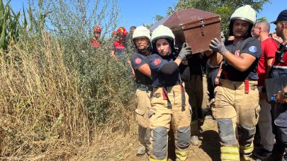 Hayatını kaybeden pilotun cenazesi çıkartıldı