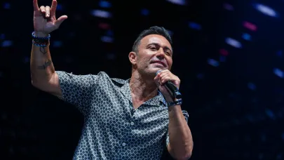 Çim Konserleri’nde Mustafa Sandal coşkusu